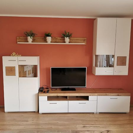 Gemuetliche 90 Qm Wohnung In Saarburg, Zentral Gelegen, Garten Mit Aussicht, Separater Eingang Luaran gambar