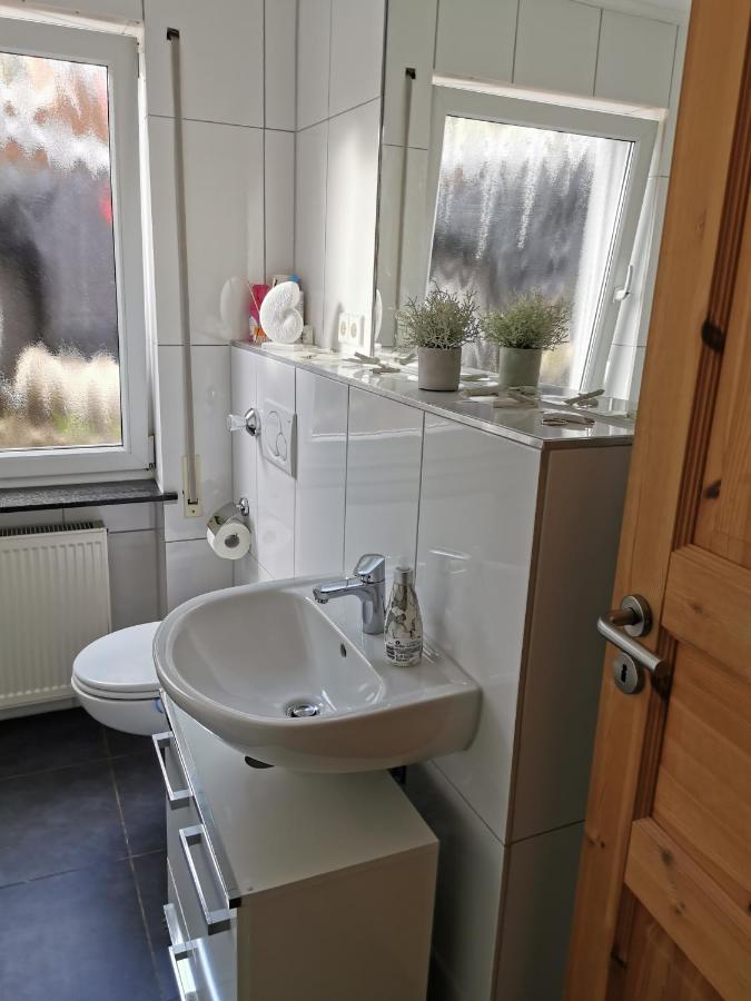 Gemuetliche 90 Qm Wohnung In Saarburg, Zentral Gelegen, Garten Mit Aussicht, Separater Eingang Luaran gambar